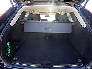 Volvo  T8 Ultra Dark Recharge Plug-In Hybrid AWD