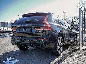 Volvo  T8 Ultra Dark Recharge Plug-In Hybrid AWD