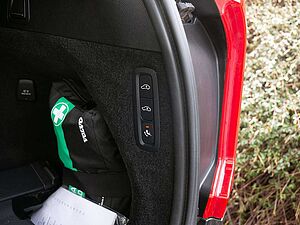 Volvo  2.0 Inscription Recharge Plug-In Hybrid AWD