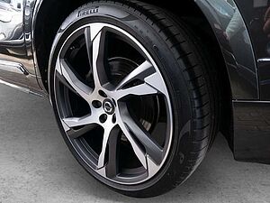 Volvo  2.0 Inscription Recharge Plug-In Hybrid AWD