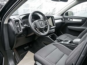 Volvo  1.5 R Design Expression Recharge Plug-In Hybrid 2W