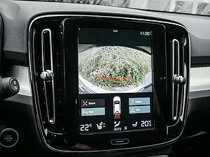 Volvo  1.5 R Design Expression Recharge Plug-In Hybrid 2W