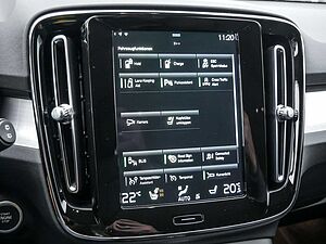 Volvo  1.5 R Design Expression Recharge Plug-In Hybrid 2W