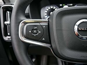 Volvo  1.5 R Design Expression Recharge Plug-In Hybrid 2W