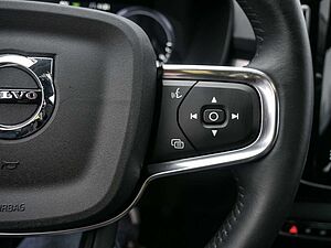 Volvo  1.5 R Design Expression Recharge Plug-In Hybrid 2W