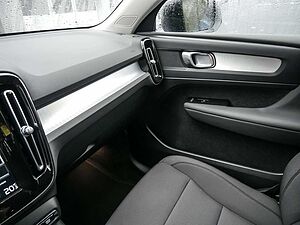 Volvo  1.5 R Design Expression Recharge Plug-In Hybrid 2W