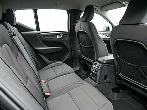Volvo  1.5 R Design Expression Recharge Plug-In Hybrid 2W