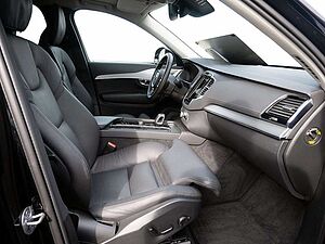 Volvo  2.0 Plus Bright Recharge Plug-In Hybrid AWD