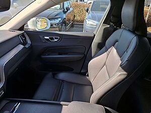 Volvo  T6 Inscription Expression Recharge AWD
