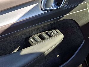 Volvo  T4 Inscription Expression Recharge Plug-In Hybrid