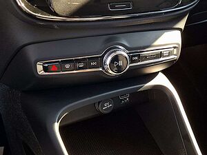 Volvo  T4 Inscription Expression Recharge Plug-In Hybrid