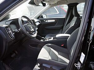 Volvo  T4 Inscription Expression Recharge LED