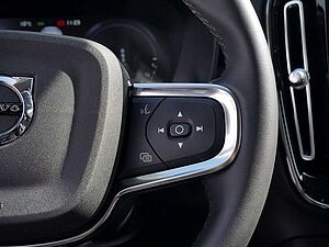 Volvo  T4 Inscription Expression Recharge LED