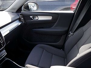Volvo  T4 Inscription Expression Recharge LED