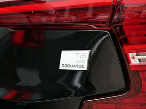 Volvo  T8 AWD Ultimate Dark AWD LED PANO 360°