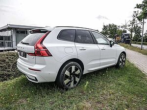 Volvo  T8 Ultra Dark Recharge Plug-In Hybrid AWD
