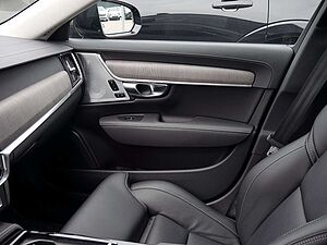 Volvo  T8 PHEV Ultimate Dark AWD