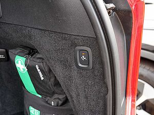Volvo  2.0 Inscription Recharge Plug-In Hybrid AWD