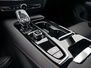 Volvo  T8 AWD Ultimate Dark AWD