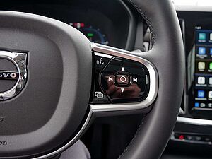 Volvo  T8 AWD Ultimate Dark AWD