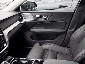 Volvo  T8 AWD Ultimate Dark AWD