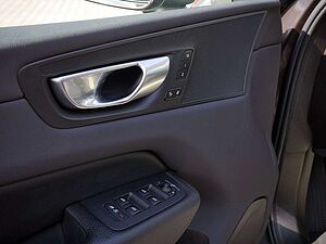 Volvo  T6 Inscription Expression Recharge AWD