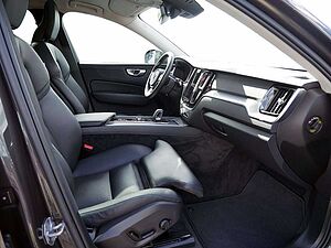 Volvo  T6 Inscription Expression Recharge AWD