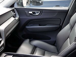Volvo  T6 Inscription Expression Recharge AWD