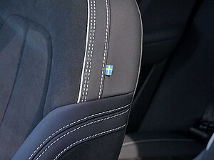 Volvo  Ultimate Recharge Pure Electric AWD PANO