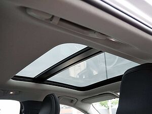 Volvo  T8 Twin Engine AWD Ultimate Dark Plug-InE6