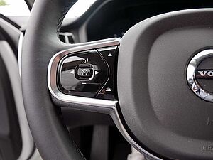 Volvo  T8 Twin Engine AWD Ultimate Dark Plug-InE6