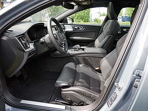 Volvo  T8 Twin Engine AWD Ultimate Dark Plug-InE6