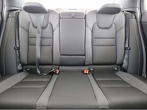 Volvo  2.0 Ultimate Dark Recharge Plug-In Hybrid AWD