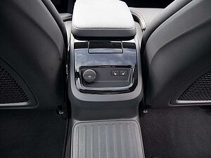 Volvo  T8 Twin Engine AWD Ultimate Dark Plug-InE6