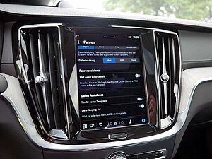 Volvo  T8 Twin Engine AWD Ultimate Dark Plug-InE6
