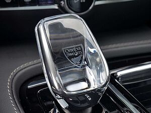 Volvo  T8 Twin Engine AWD Ultimate Dark Plug-InE6