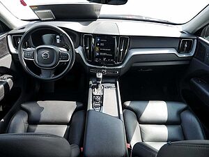 Volvo  T4 Momentum Pro SHZ KAMERA H/K NAVI LED