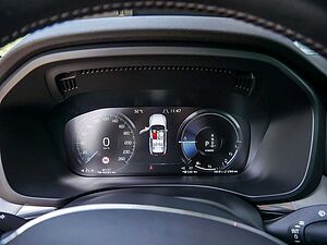 Volvo  T6 Inscription Expression Recharge AWD