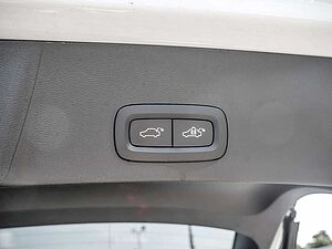 Volvo  T5 Plus Dark Recharge FACEL. STANDHZ LED