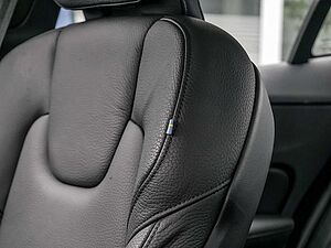 Volvo  T8 AWD Ultimate Dark AWD