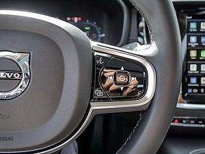 Volvo  T8 AWD Ultimate Dark AWD