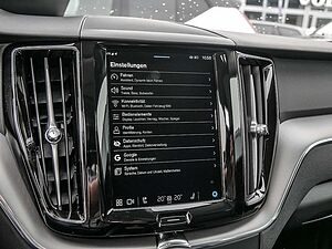 Volvo  2.0 Core Recharge Plug-In Hybrid AWD