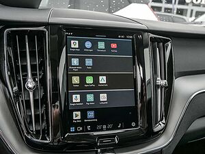 Volvo  2.0 Core Recharge Plug-In Hybrid AWD