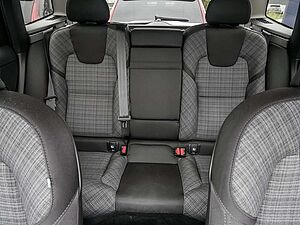 Volvo  2.0 Core Recharge Plug-In Hybrid AWD