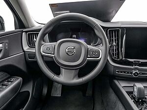 Volvo  2.0 Core Recharge Plug-In Hybrid AWD