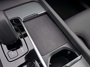Volvo  T8 Plus Dark Recharge Plug-In Hybrid AWD