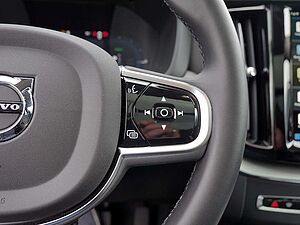 Volvo  T8 Plus Dark Recharge Plug-In Hybrid AWD