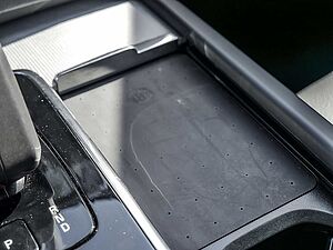 Volvo  2.0 Core Recharge Plug-In Hybrid AWD