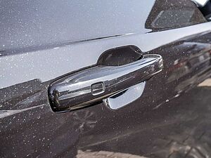 Volvo  2.0 Core Recharge Plug-In Hybrid AWD