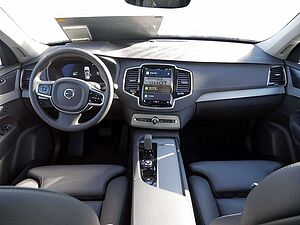 Volvo  2.0 Plus Bright Recharge Plug-In Hybrid AWD